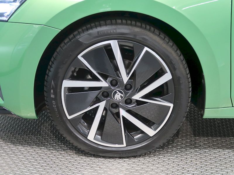 Škoda Octavia (2025) SPORTLINE 2.0TDI 110KW DSG MAT - fotka 12 z 39