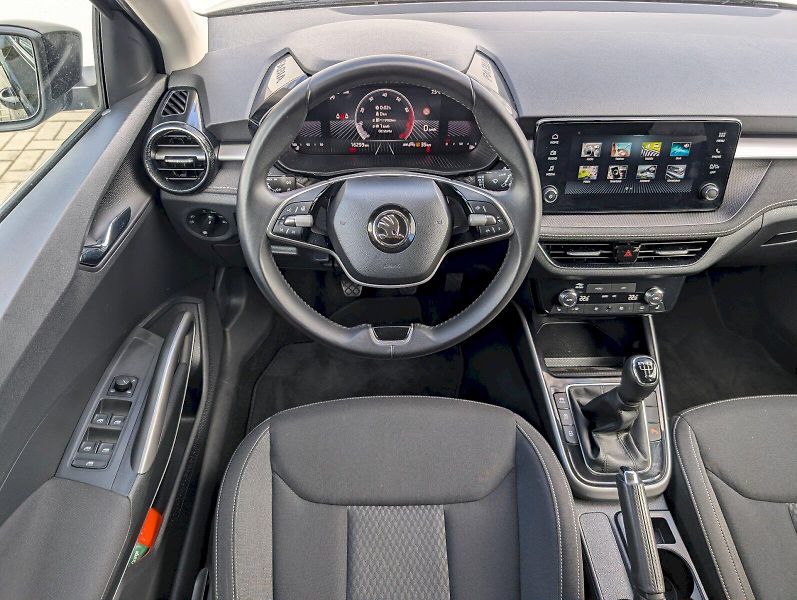 Škoda Fabia (2024) 1,0 TSI / 70 kW Top Selection - fotka 6 z 30