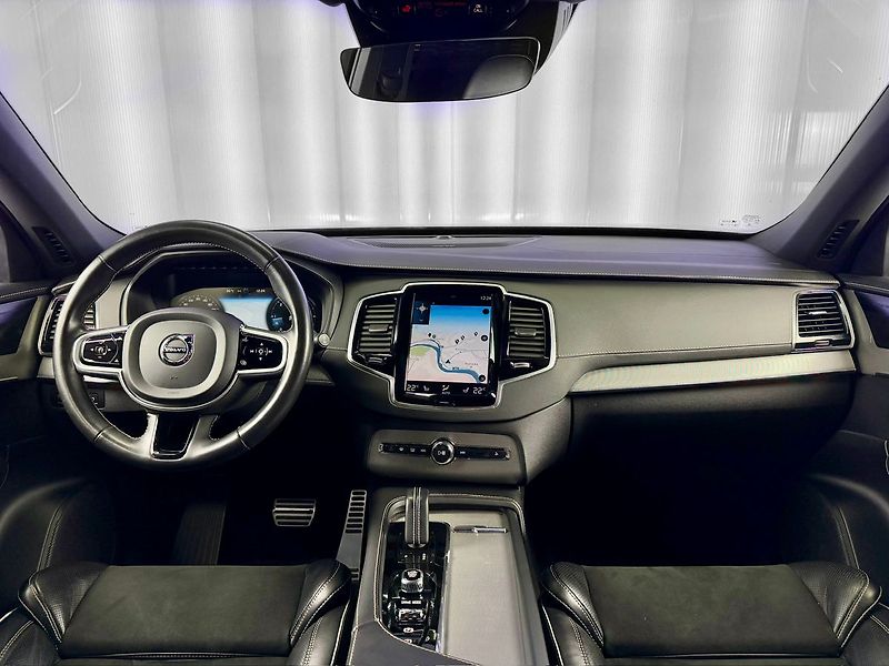 Volvo XC90 B5 AWD R-DESIGN, H&K, EL. TAŽN - fotka 10 z 32
