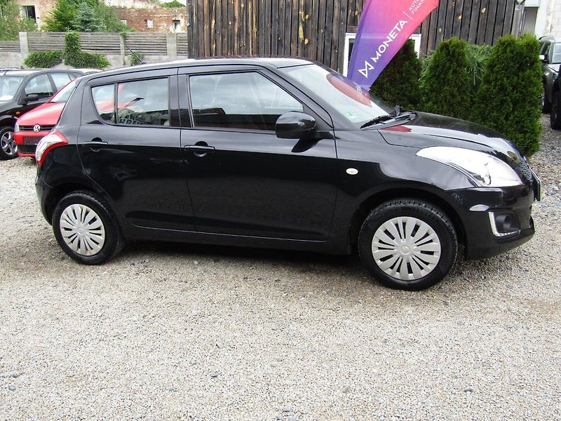Suzuki Swift (2016) 1.3 16V 69kW  4X4 - fotka 8 z 42