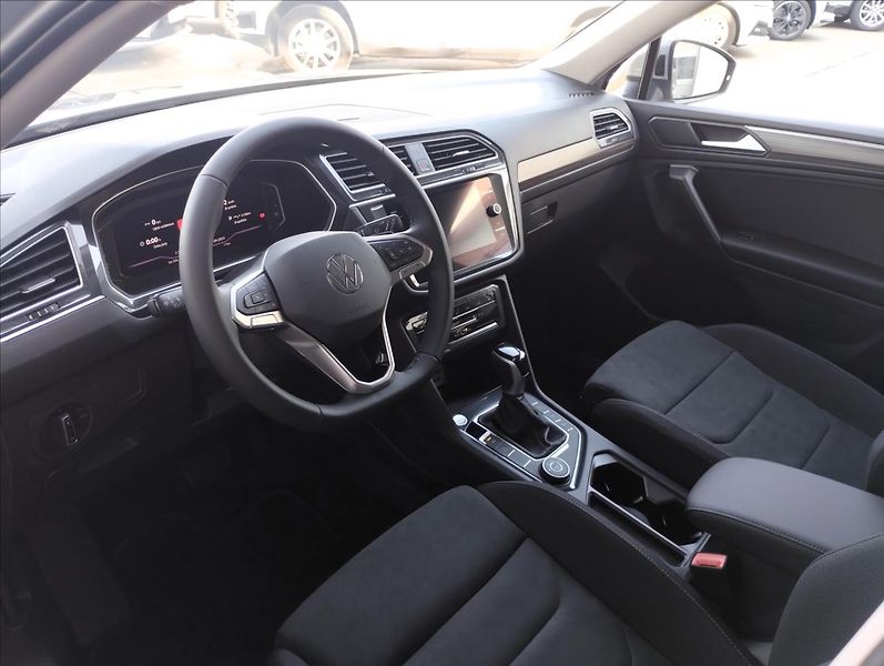 Volkswagen Tiguan Allspace (2023) 2,0 TDI 110kW 4M 7DSG  Life - fotka 8 z 23