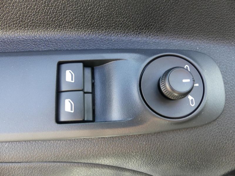 Citroën Berlingo (2026) YOU PROFI Diesel 100k Manual  - fotka 17 z 18