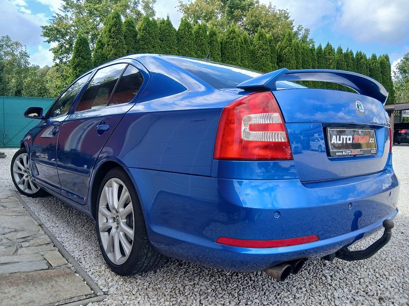 Škoda Octavia 2.0 TFSi RS - fotka 5 z 34