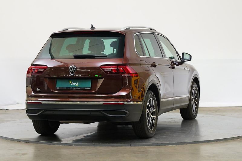 Volkswagen Tiguan - fotka 2 z 6
