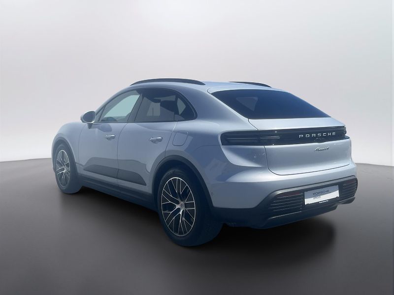 Porsche Macan 4 - fotka 3 z 24