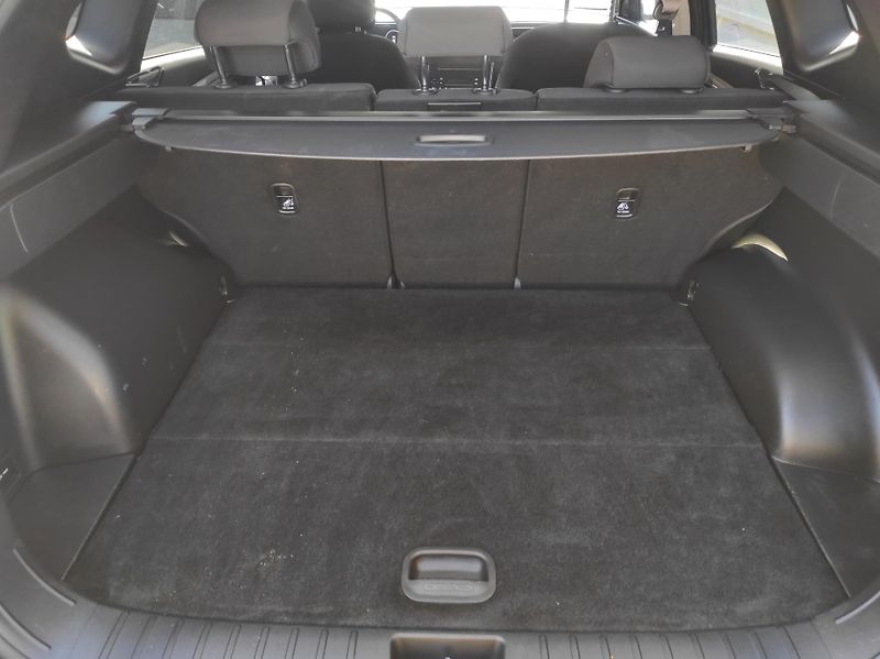 Hyundai Tucson 1,6T-GDi Hev,SMART, 4x4, AT - fotka 39 z 51