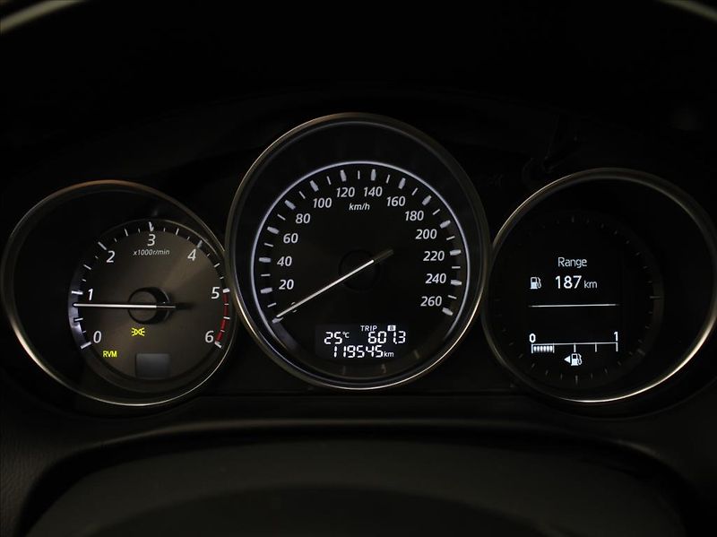Mazda CX-5 2,2 G175 AWD Rev.TOP Bílá KŮŽE - fotka 25 z 25