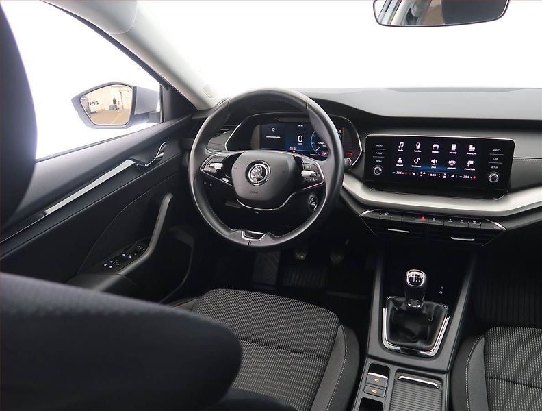 Škoda Octavia (2021) Ambition 2.0 TDI, Serv.kniha - fotka 7 z 24