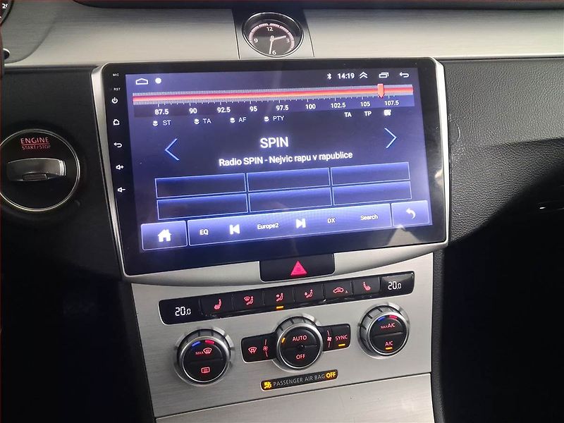 Volkswagen CC (2013) 2.0 TDI, Xenony, Tempomat - fotka 12 z 16