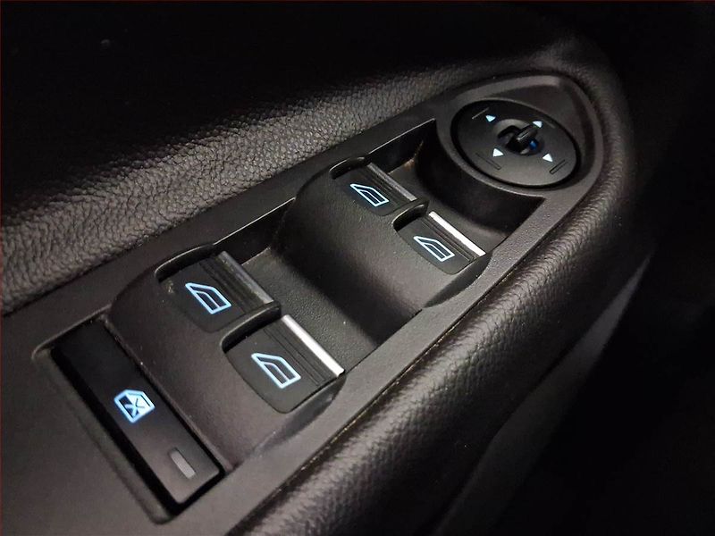 Ford Kuga (2018) 2.0 TDCi, 4X4, Serv.kniha - fotka 16 z 16