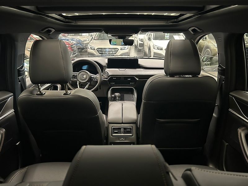 Mazda CX-80 (2025) 3.3D 254 Homura Plus | nové - fotka 35 z 74