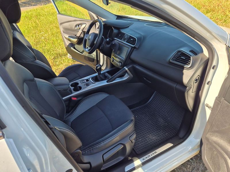 Renault Kadjar 1.2Tce 96kW, perfektní stav - fotka 8 z 20