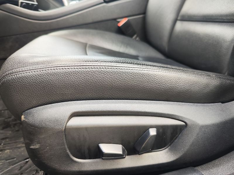 BMW Řada 5 520d/140kW xDrive 8AT - fotka 31 z 32