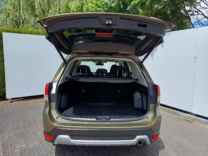 Subaru Forester COMFORT e-Boxer FB 20 110 kW C - fotka 22 z 25
