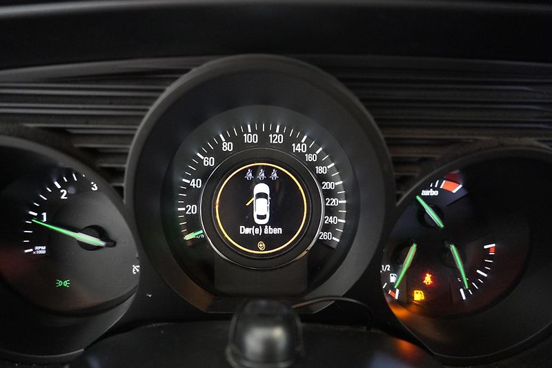Saab 9-5 1.9 TID4 140kW - fotka 18 z 27