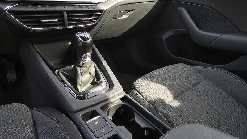 Škoda Octavia Combi 1,5 TSI Style - fotka 6 z 24