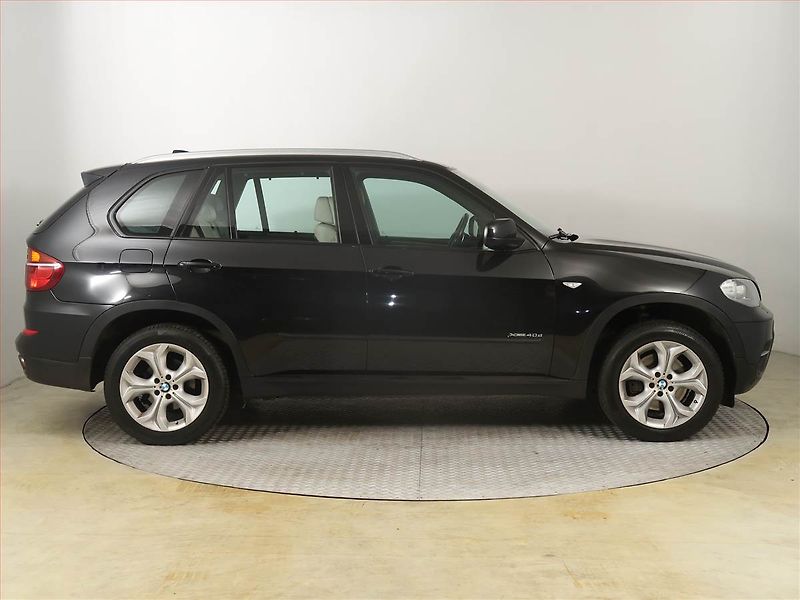 BMW X5 (2013) xDrive40d, 4X4, Automat, Kůže - fotka 6 z 31