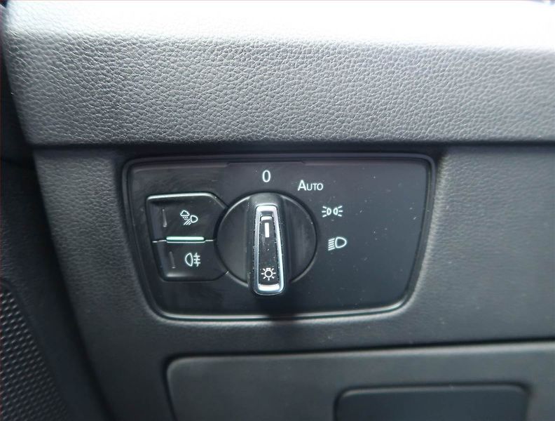 Volkswagen Arteon (2021) R-line 2.0 TSI - fotka 19 z 25