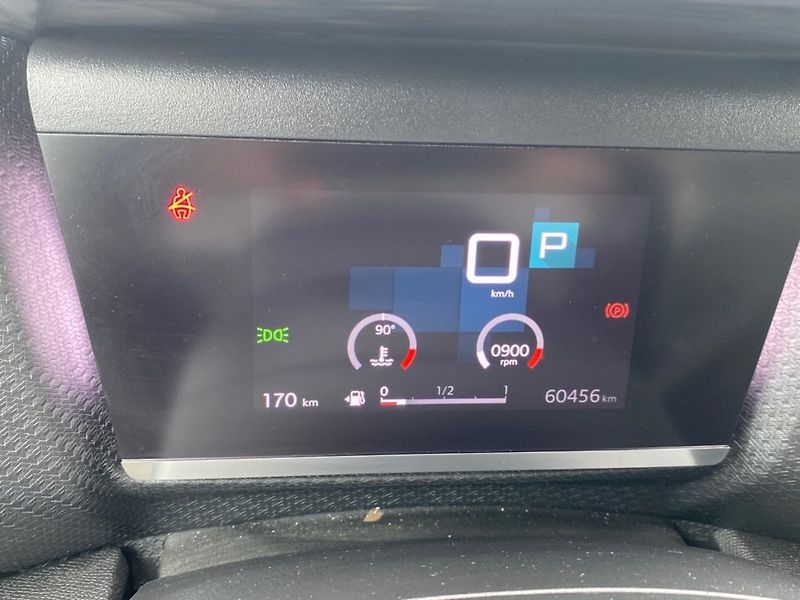 Citroën C4 (2022) 1,2 (114kW) Aut  BA - fotka 14 z 38