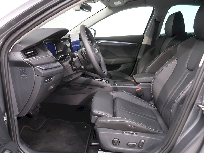 Škoda Octavia (2025) EXCLUSIVE 1.5TSI M-HEV 110KW D - fotka 13 z 47