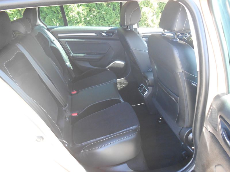 Renault Mégane dci,automat,FULL LED, - fotka 19 z 40
