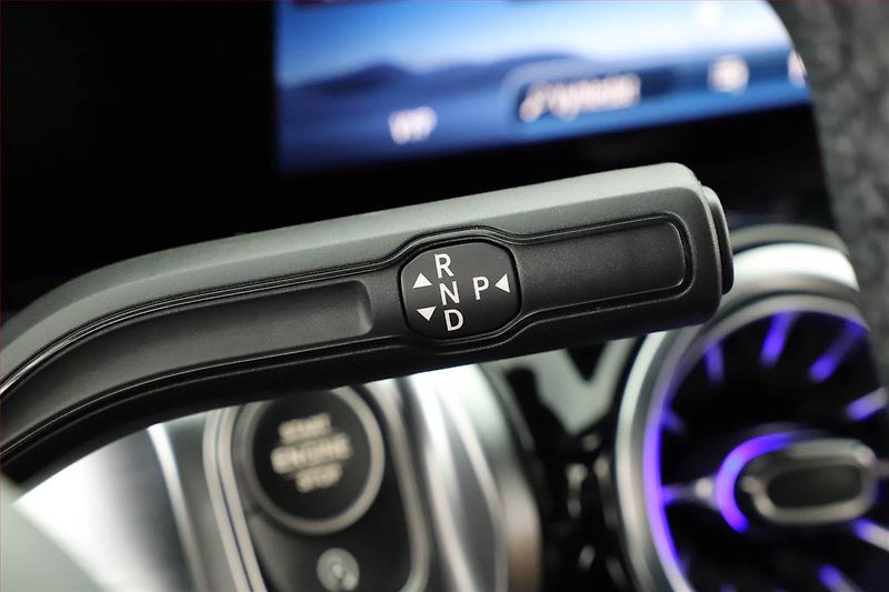 Mercedes-Benz GLB (2025) 200 d 4MATIC, AMG LINE - fotka 10 z 30