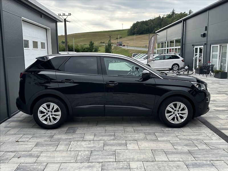 Peugeot 3008 1,5 BlueHDI 130PS  Active - fotka 6 z 55