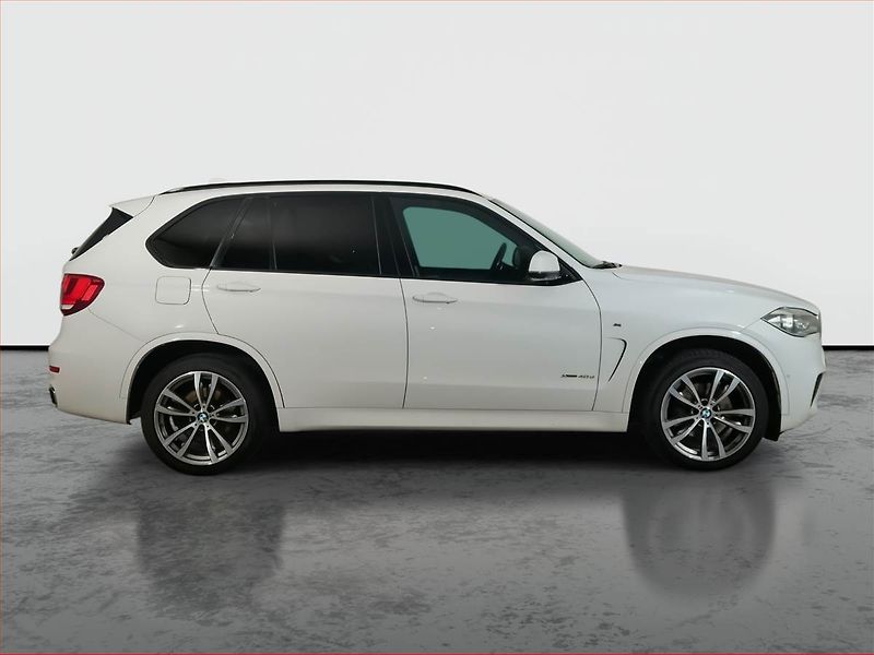 BMW X5 (2018) M Paket xDrive40d - fotka 6 z 14