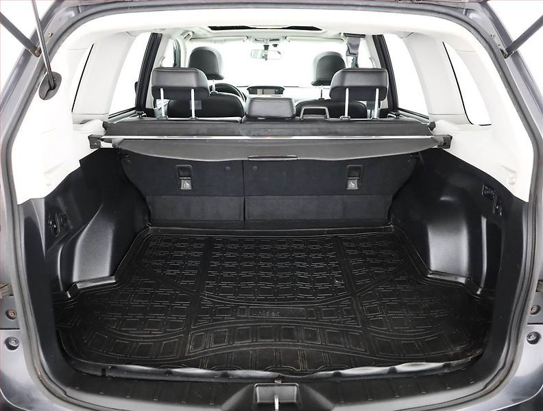 Subaru Forester (2013) 2.0 d, 4X4, Navi, Tempomat - fotka 17 z 18