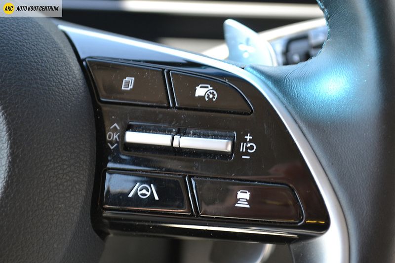 Hyundai Staria 2.2CRDi PREMIUM A/T- 9 MÍST - fotka 62 z 79