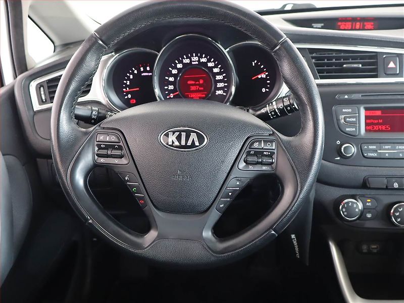 Kia Ceed (2017) 1.6 CRDi, Tempomat - fotka 17 z 18
