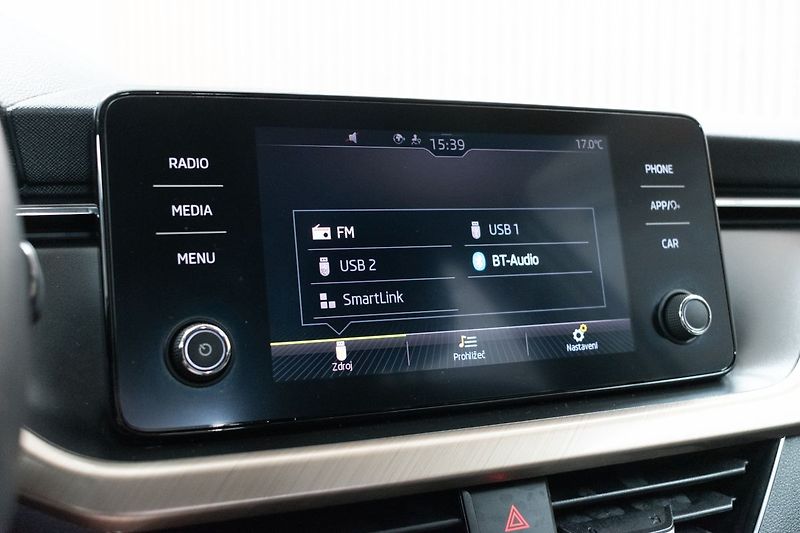 Škoda Kamiq 1.6 TDI STYLE*KESSY*ČR 1.MAJ - fotka 26 z 40