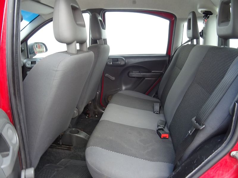 Fiat Panda (2010) 1.1i,NovéČR,s.kniha - fotka 16 z 19