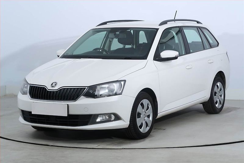 Škoda Fabia (2018) 1.4 TDI, Park. senzory - fotka 2 z 18