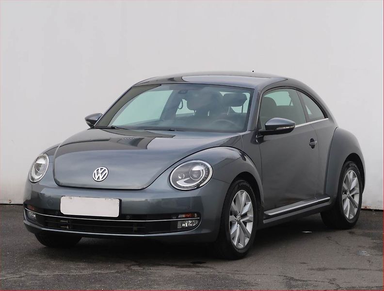Volkswagen Beetle (2016) 1.2 TSI, Bi-Xenony, Tempomat - fotka 2 z 19
