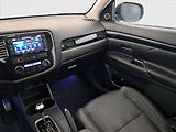 Mitsubishi Outlander (2015) 2.2 DI-D, 4X4, Automat - náhled 8