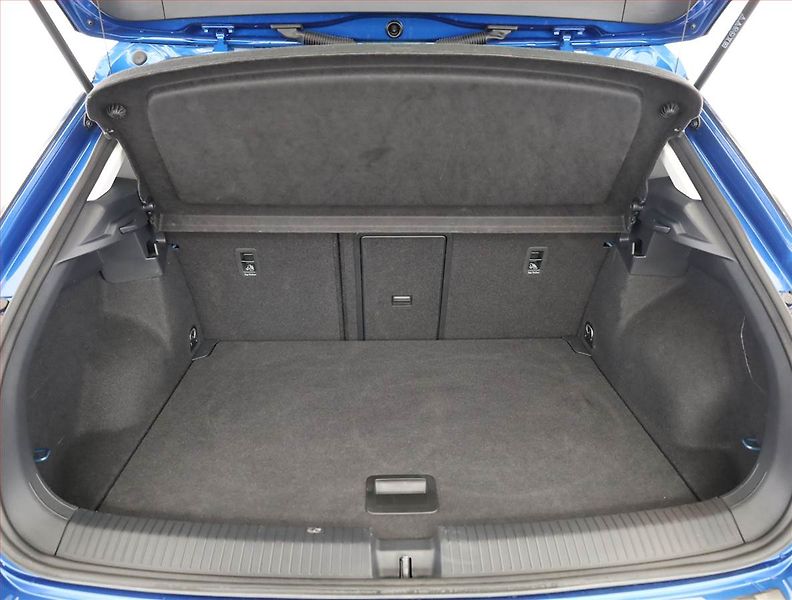 Volkswagen T-Roc (2022) Maraton Edition 1.5 TSI - fotka 17 z 18