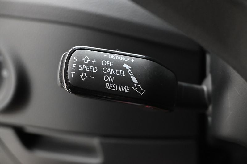 Škoda Superb 1,4 TSI iV 160KW DSG Ambition - fotka 23 z 31