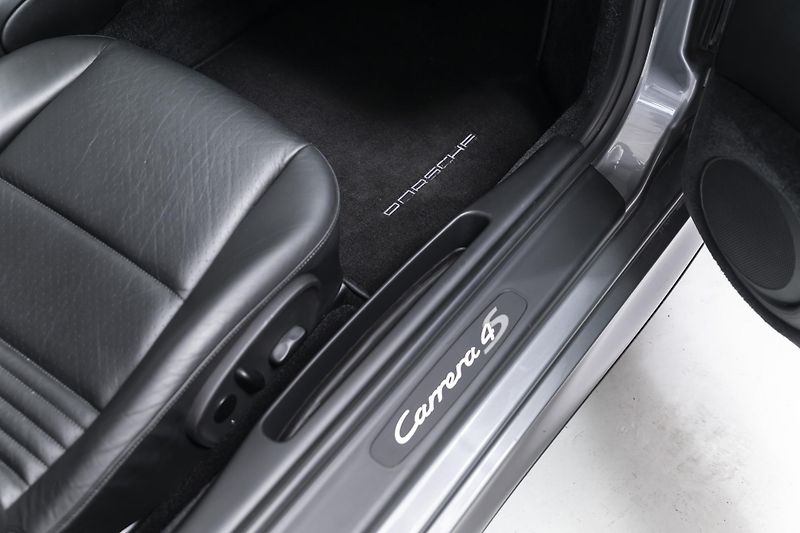 Porsche 911 996.2 Carrera 4S*CZ*Servis*TOP - fotka 17 z 43