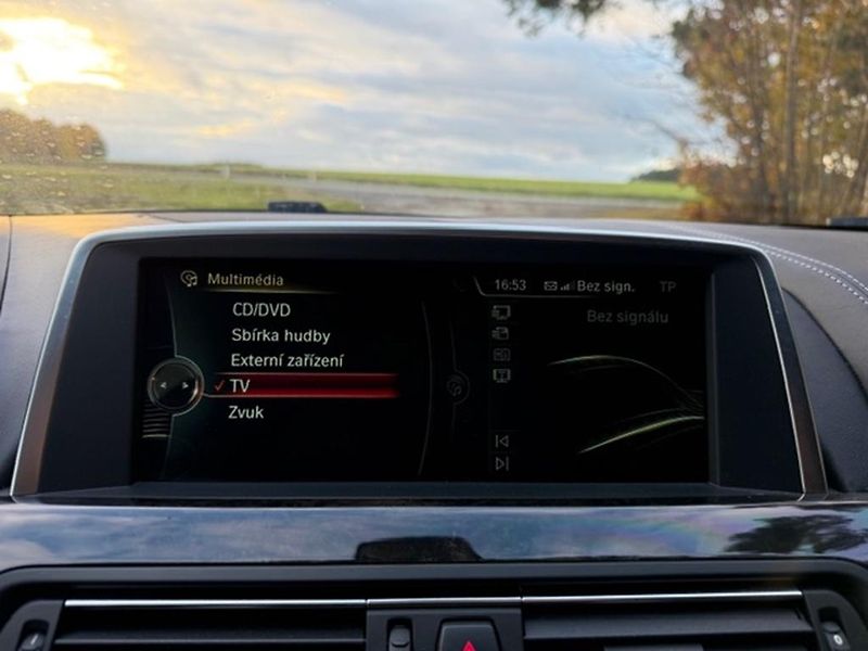 BMW Řada 6 650i xDrive, GC,CZ,TOP VÝBAVA - fotka 26 z 37