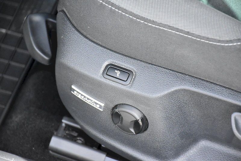 Volkswagen Golf (2020) MARATHON EDITION 1.5 TSI 96kW - fotka 31 z 32