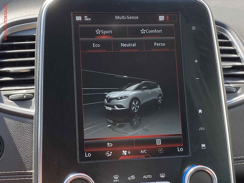 Renault Grand Scénic (2018) 1.6dCi, Intense, AT, LED - fotka 17 z 22