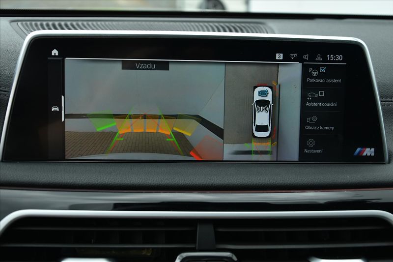BMW Řada 7 745Le xDrive M PAKET LASER ČR - fotka 28 z 39