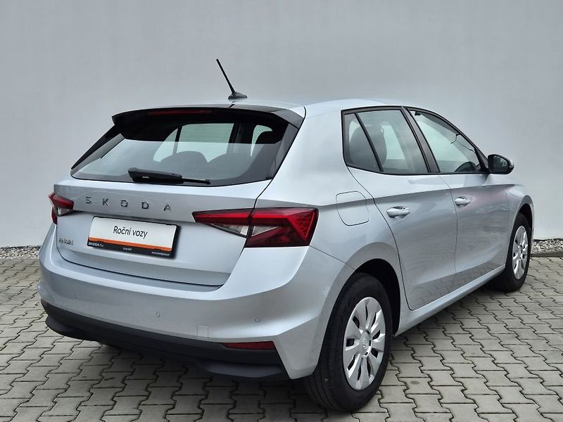 Škoda Fabia Selection 1.0 TSI 70 kW - fotka 3 z 27