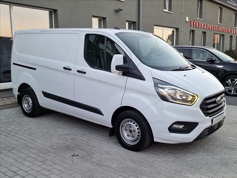 Ford Transit Custom 2.0TDCi Trend L1,ČR,1.Majitel - fotka 2 z 45