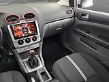 Ford Focus (2010) 1.6 16V, nová STK - náhled 8