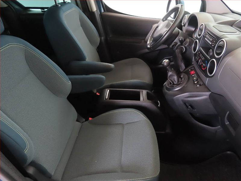 Dacia Logan (2019) 0.9 TCe, ČR,1.maj, Serv.kniha - fotka 9 z 15