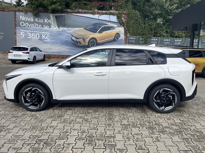 Kia K4 (2026) 1.0T-GDi MHEV EXCLUSIVE 7DCT - fotka 6 z 22