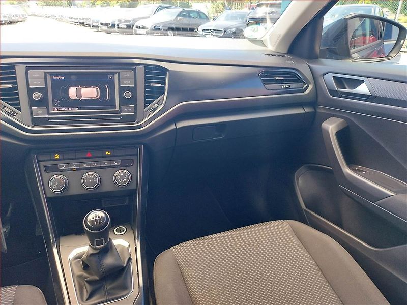 Volkswagen T-Roc (2018) 1.0 TSI, Tempomat - fotka 8 z 16