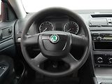 Škoda Octavia (2011) 1.2 TSI, 2.maj,ČR, AC, el. - náhled 13